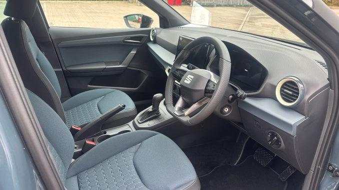 SEAT Arona 1.0 TSI 115 SE Technology 5dr DSG Petrol Hatchback - Image 6